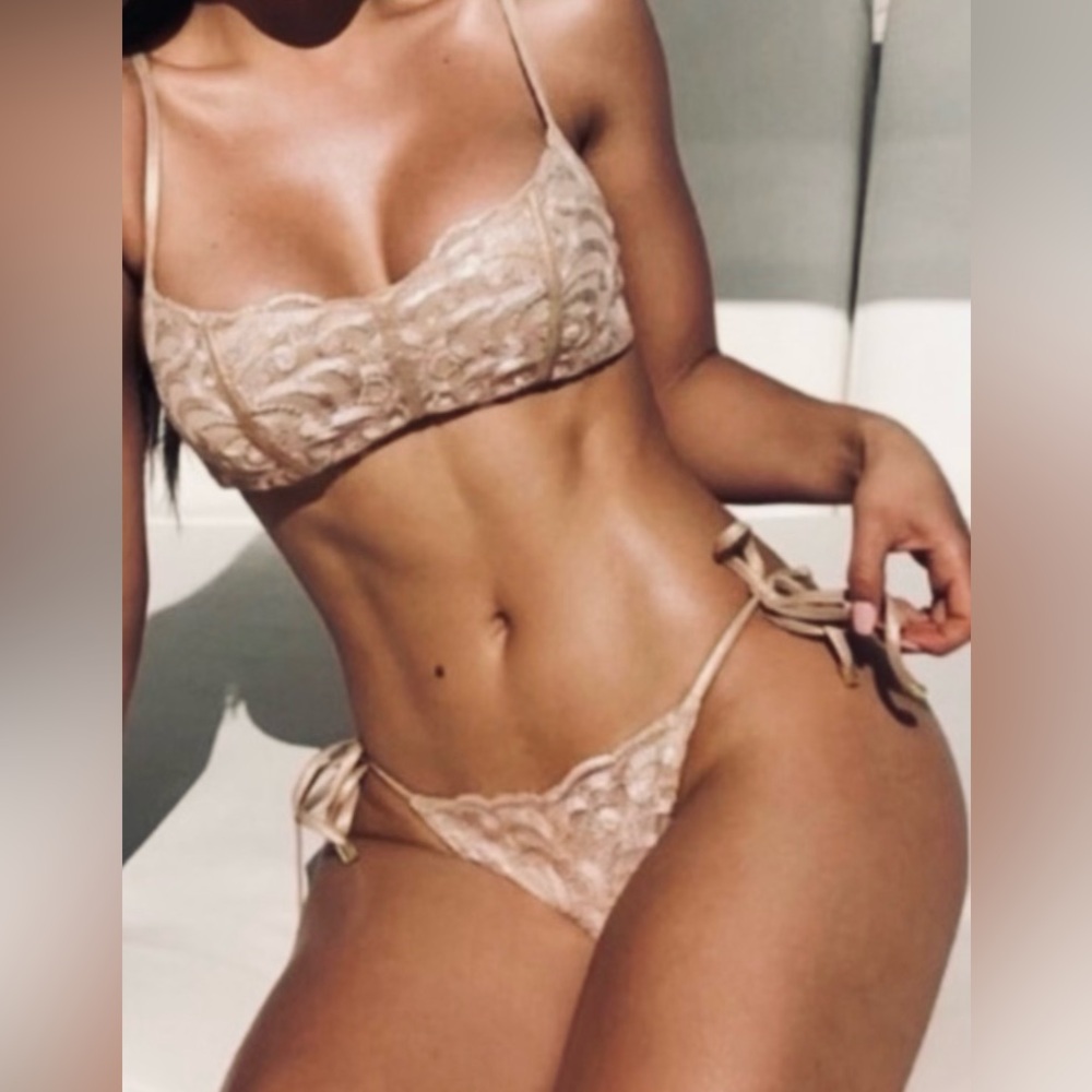 New Beach Bunny Metallic Rose Gold Bikini Small Top and XS Tie-Side Bottoms - Picture 3 of 3